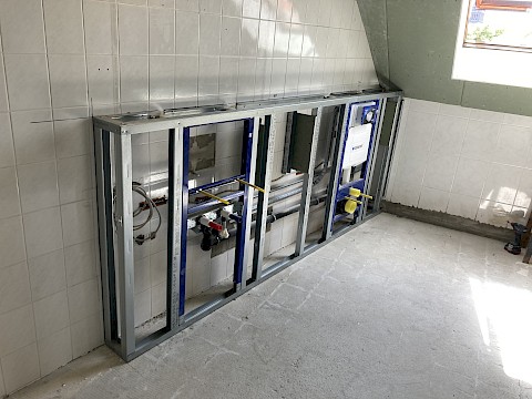 Vorwandinstallation für WC und Waschtisch